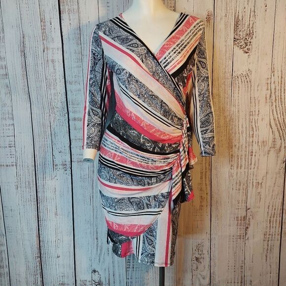 New York & Co Womens Paisley Stripe Ruffled Dress sz XS - Picture 2 of 15